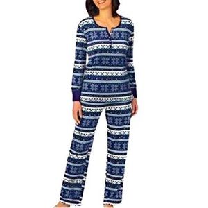 Nautica 2pc Women’s Fleece Sleepwear Set